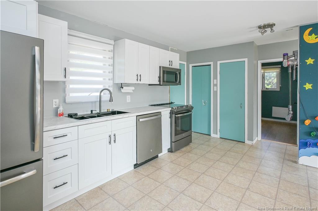 1651 Chatillon St, Maisonnette, NB