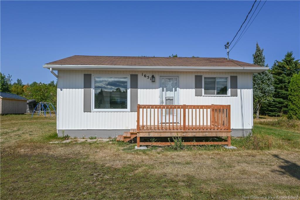 1651 Chatillon St, Maisonnette, NB