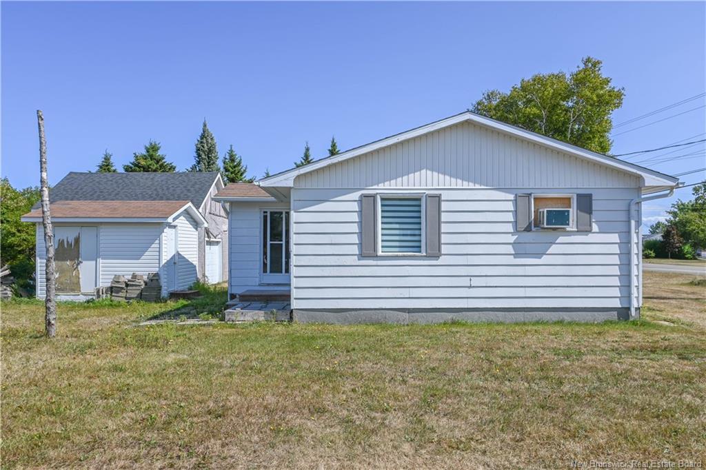 1651 Chatillon St, Maisonnette, NB