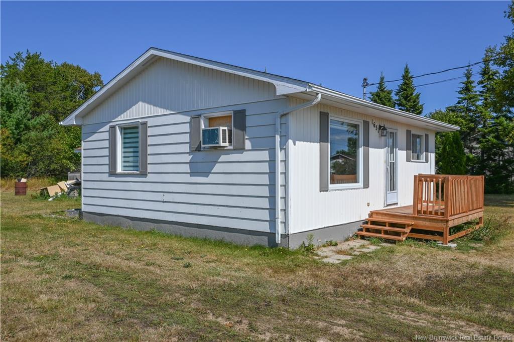 1651 Chatillon St, Maisonnette, NB