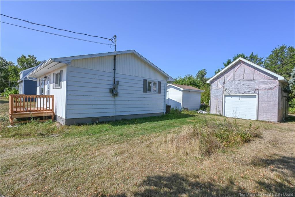1651 Chatillon St, Maisonnette, NB