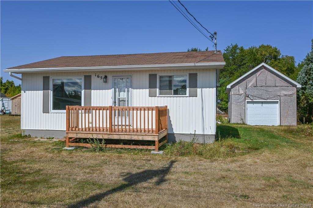 1651 Chatillon St, Maisonnette, NB