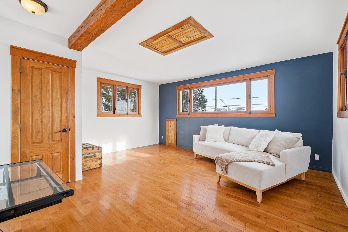 Chambre à coucher principale - 309 Ch. Du Richelieu, Saint-Basile-Le-Grand, QC - Indoor Photo Showing Living Room