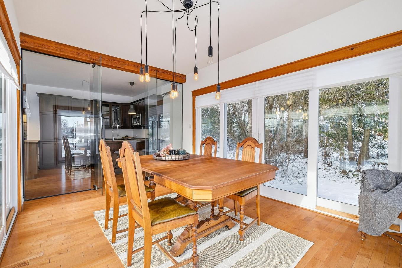 Salle à manger - 309 Ch. Du Richelieu, Saint-Basile-Le-Grand, QC - Indoor Photo Showing Dining Room