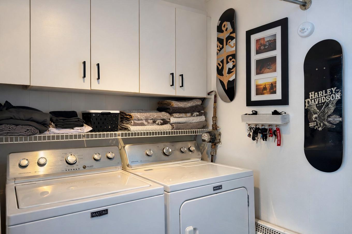 Hall d'entrée/Vestibule - 365 Ch. Des Patriotes, Saint-Mathias-Sur-Richelieu, QC - Indoor Photo Showing Laundry Room