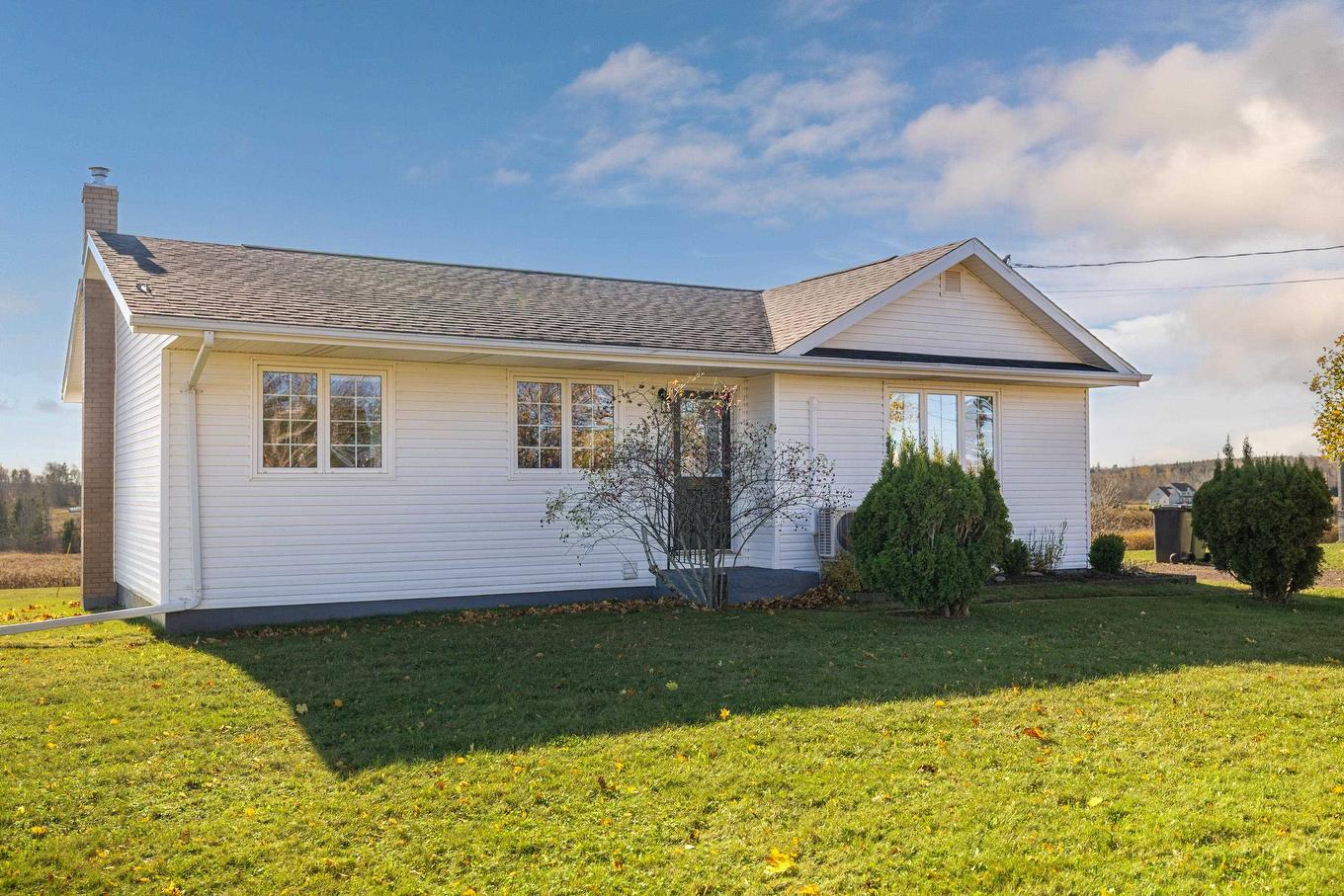 67 Route 225, Warren Grove, PE