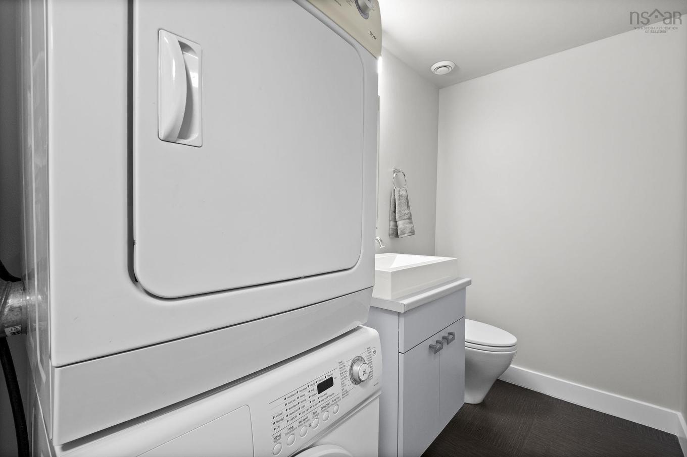 320 2116 Gottingen Street, Halifax Peninsula, NS