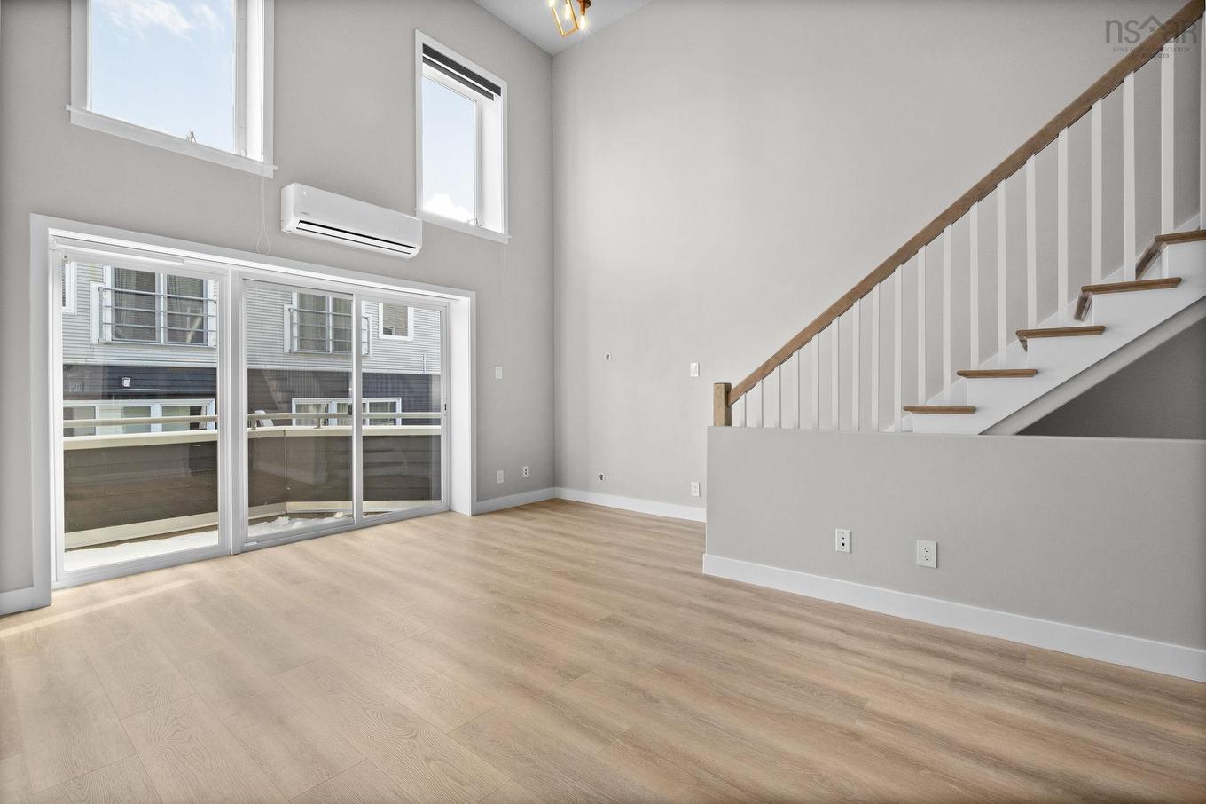 320 2116 Gottingen Street, Halifax Peninsula, NS