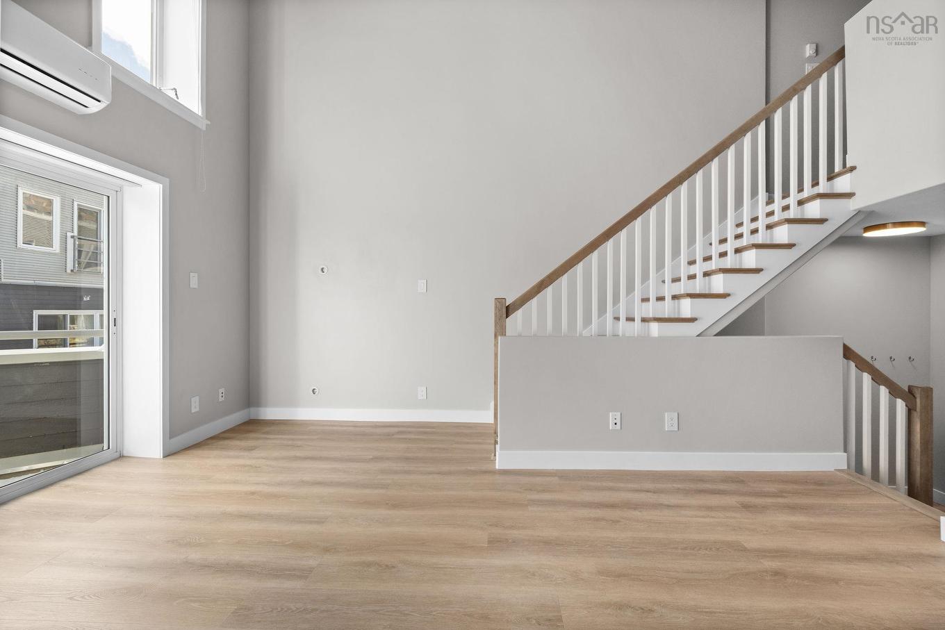 320 2116 Gottingen Street, Halifax Peninsula, NS