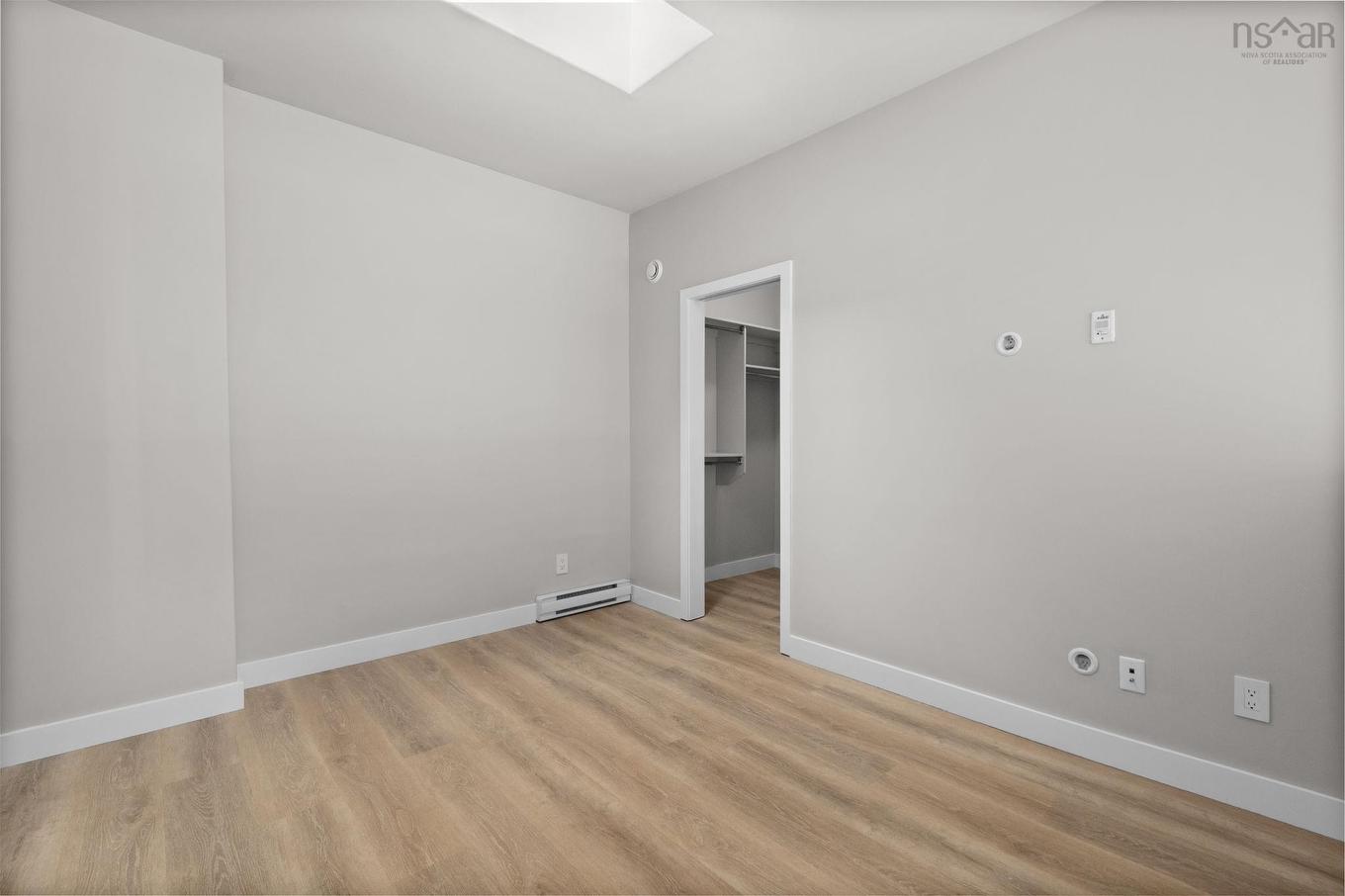 320 2116 Gottingen Street, Halifax Peninsula, NS