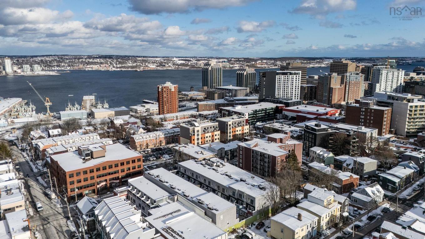 320 2116 Gottingen Street, Halifax Peninsula, NS