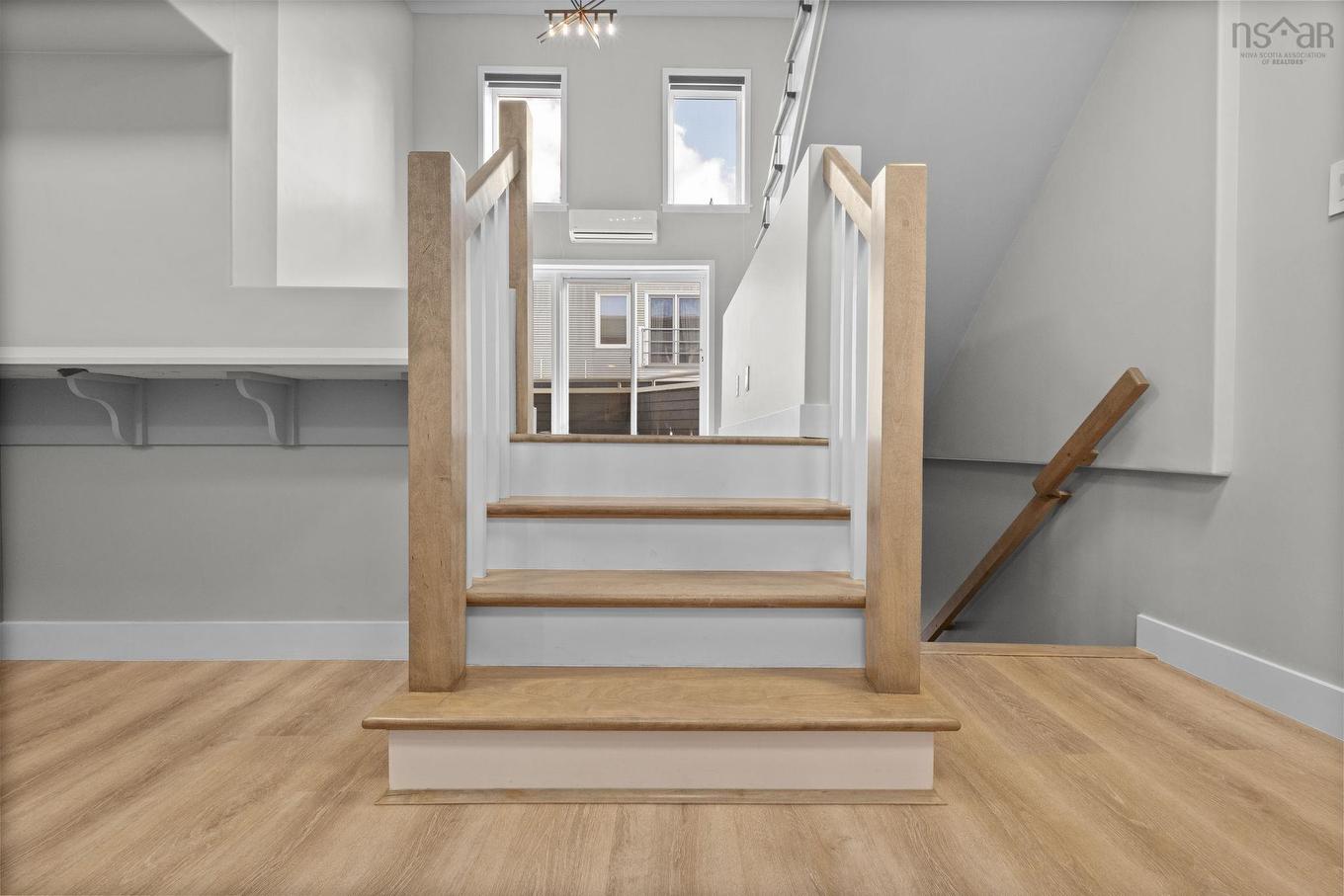 320 2116 Gottingen Street, Halifax Peninsula, NS