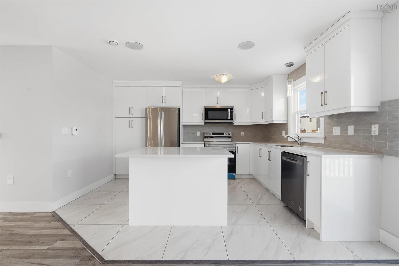 31 Travertine Court, Halifax, NS