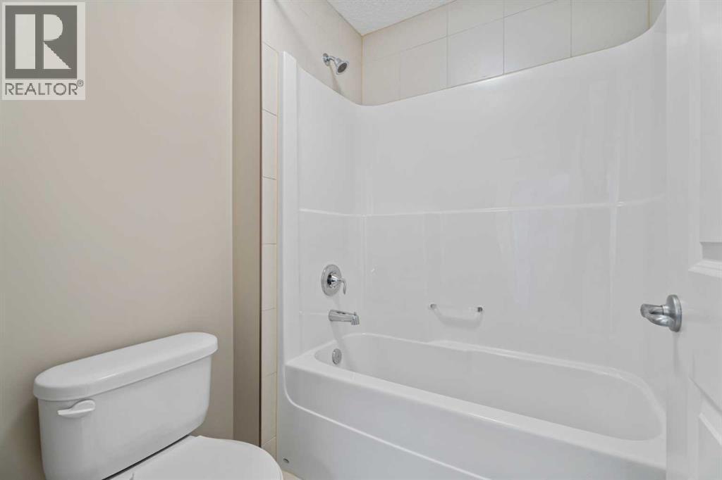 308 Chaparral Valley Way Se, Calgary, AB - Indoor Photo Showing Bathroom