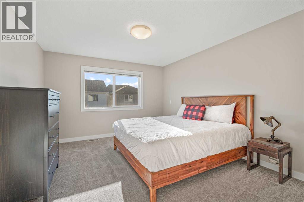 Primary bedroom - 308 Chaparral Valley Way Se, Calgary, AB - Indoor Photo Showing Bedroom