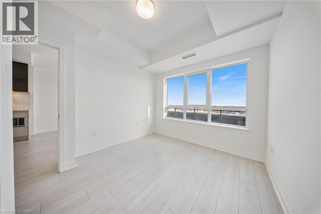 395 W Dundas Street W Unit# 414, Oakville, ON - Indoor Photo Showing Other Room