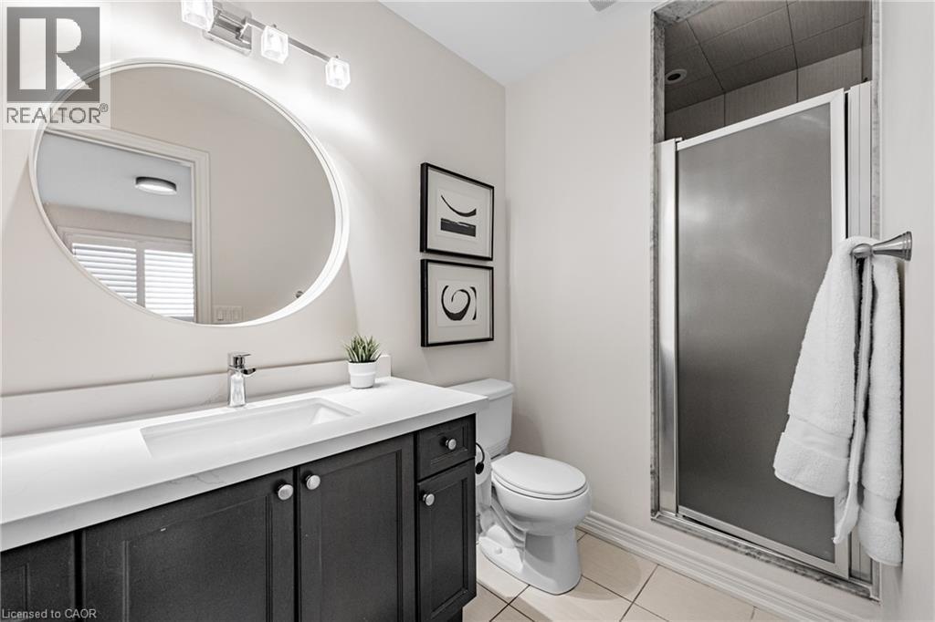 primary ensuite - 5056 New Street Unit# 21, Burlington, ON - Indoor Photo Showing Bathroom