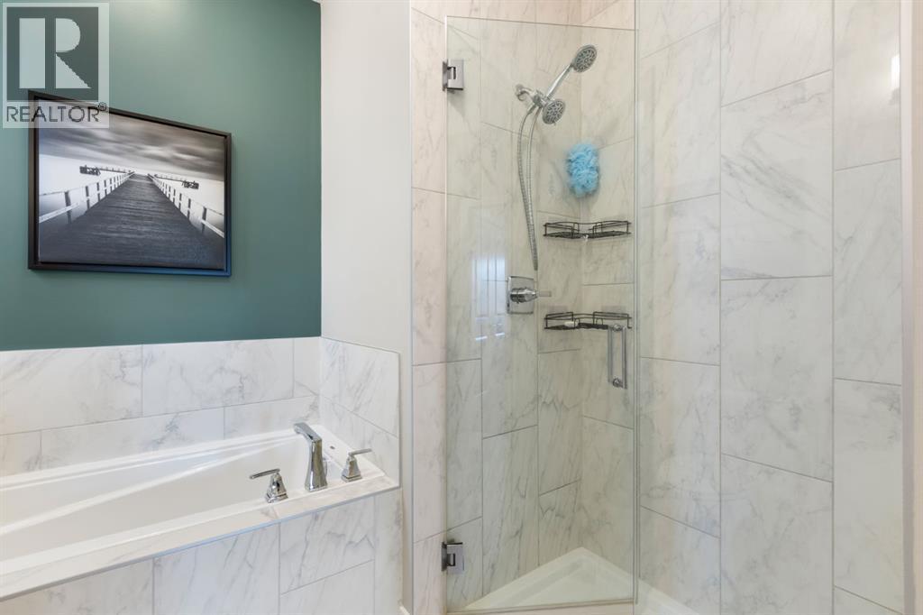 86 Bayview Circle Sw, Airdrie, AB - Indoor Photo Showing Bathroom