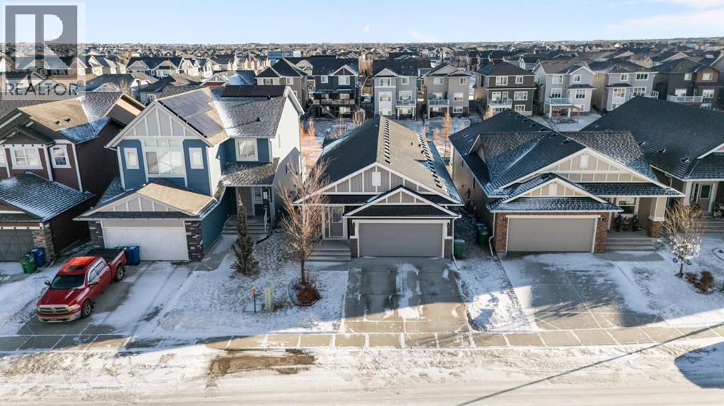86 Bayview Circle Sw, Airdrie, AB - Outdoor With Facade