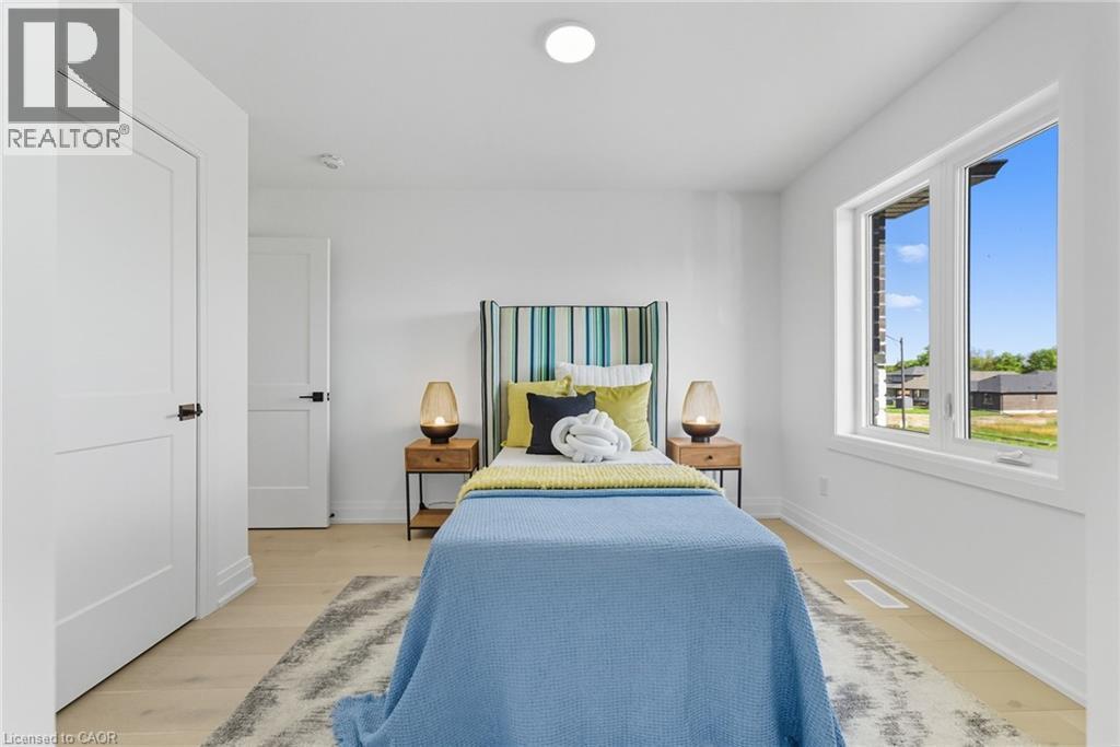 161 Pike Creek Drive, Cayuga, ON - Indoor Photo Showing Bedroom