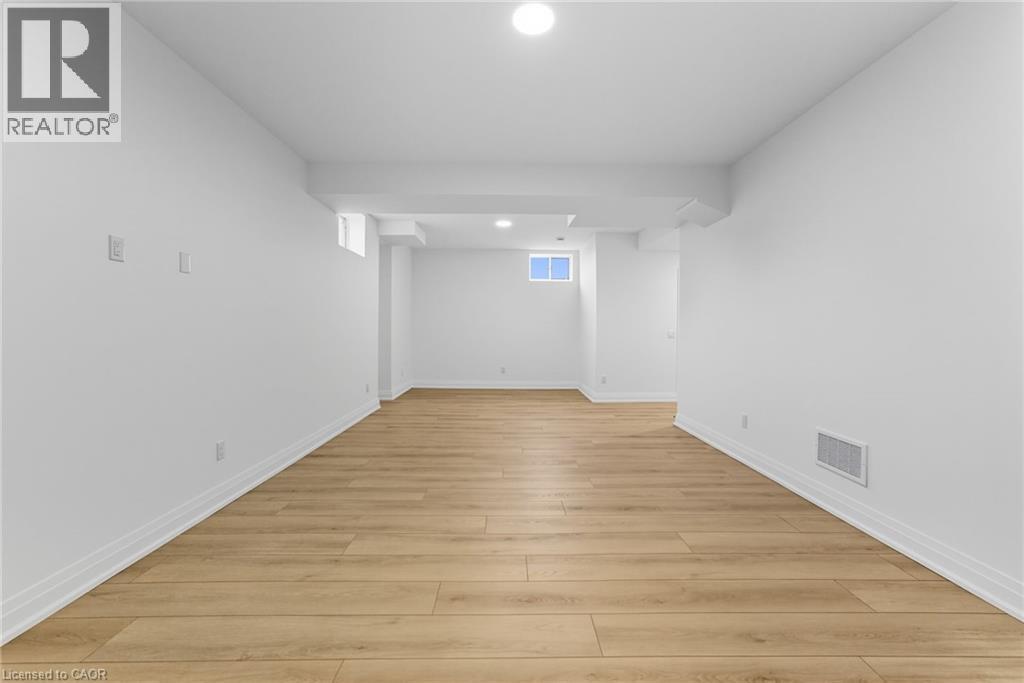 161 Pike Creek Drive, Cayuga, ON - Indoor Photo Showing Other Room