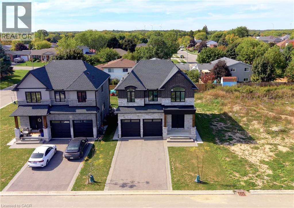 161 Pike Creek Drive, Cayuga, ON - Outdoor With Facade