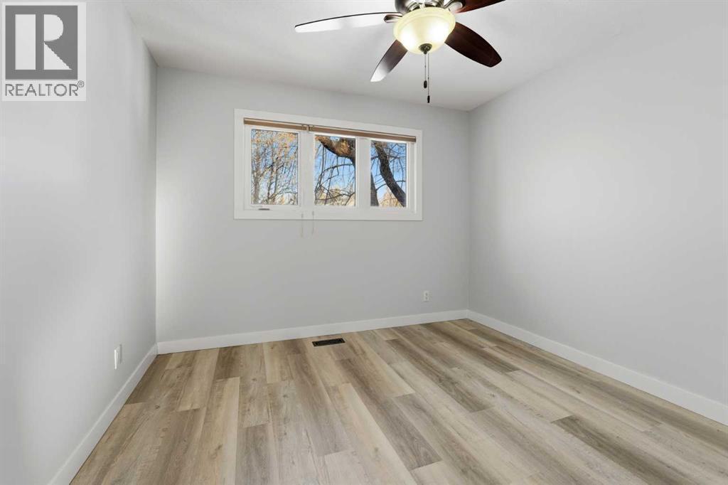 Third bedroom - 4 Pardue Close, Red Deer, AB - Indoor Photo Showing Other Room