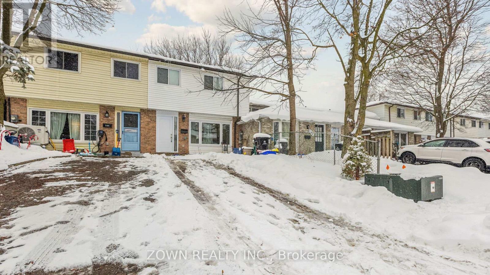 508 Parkview Crescent, Cambridge, ON - Outdoor With Facade