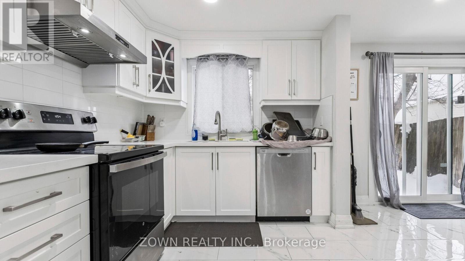 508 Parkview Crescent, Cambridge, ON - Indoor Photo Showing Kitchen