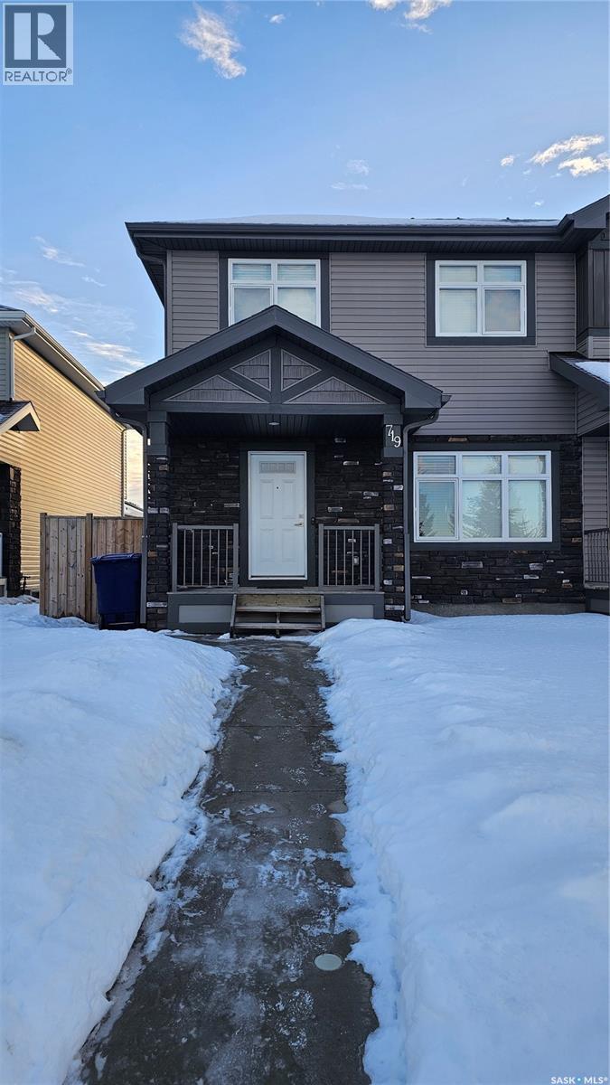 719 Pringle Crescent, Saskatoon, SK - Outdoor With Facade