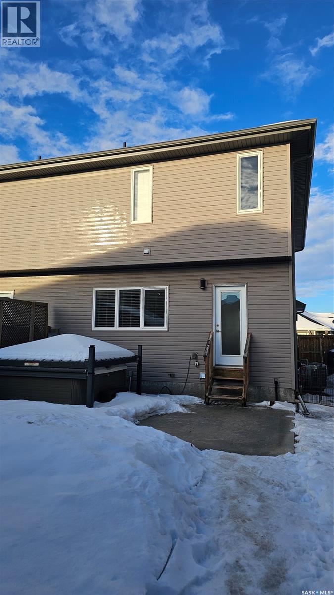 719 Pringle Crescent, Saskatoon, SK - Outdoor