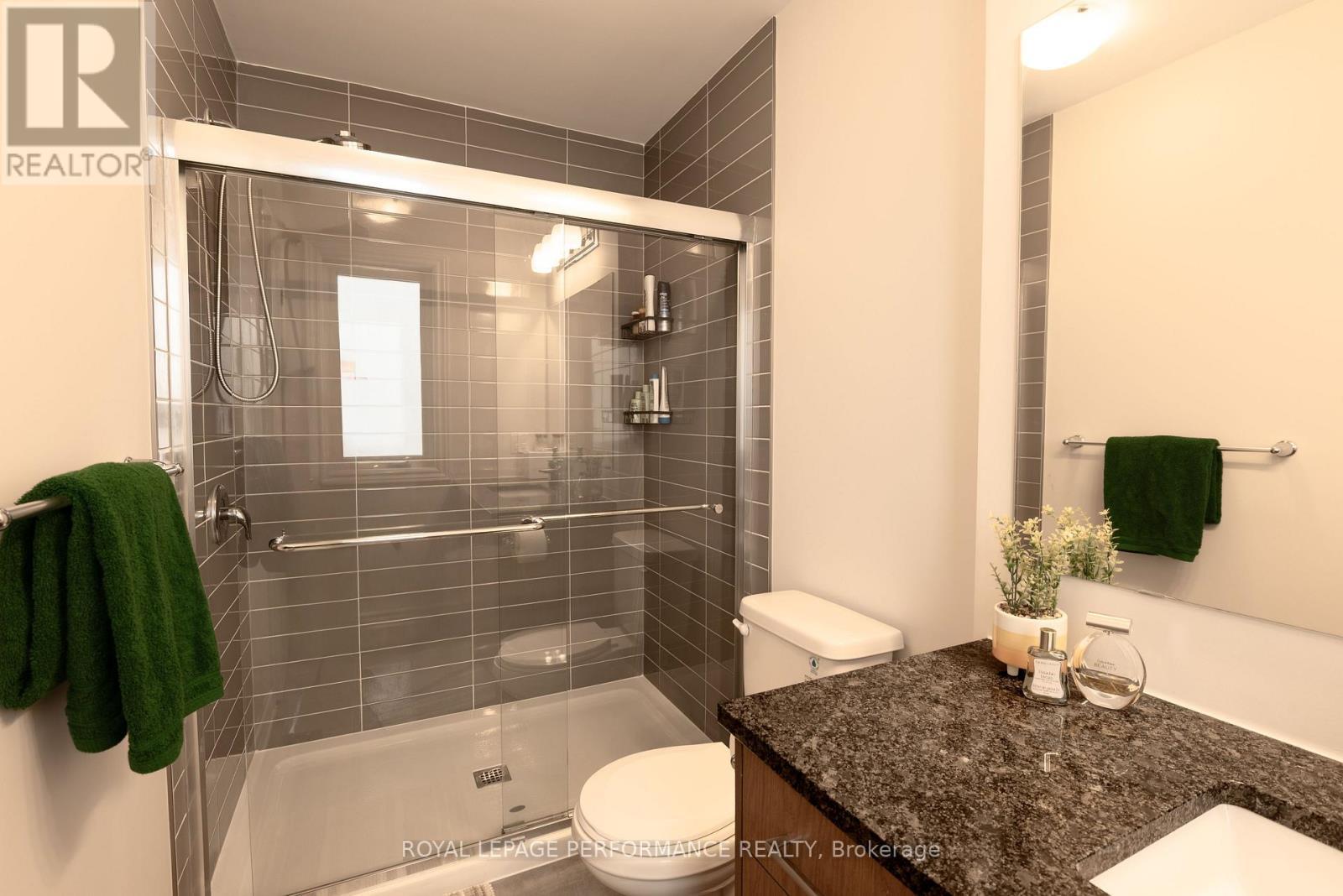 714 Petanque Crescent, Ottawa, ON - Indoor Photo Showing Bathroom