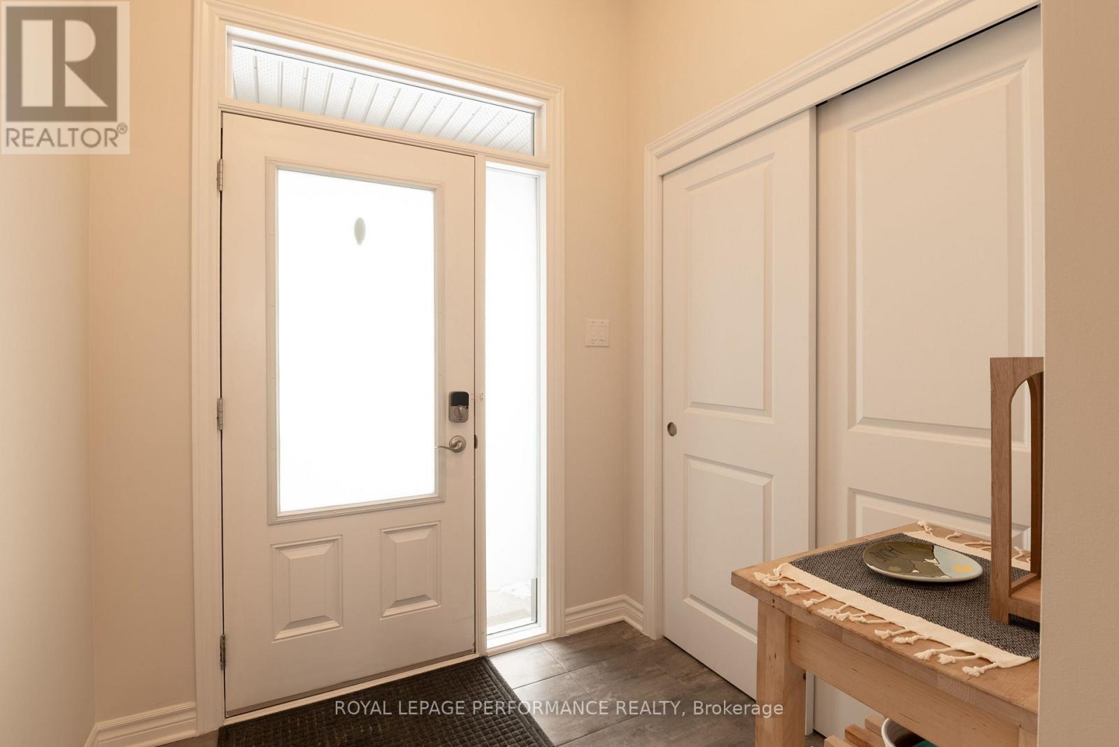 714 Petanque Crescent, Ottawa, ON - Indoor Photo Showing Other Room