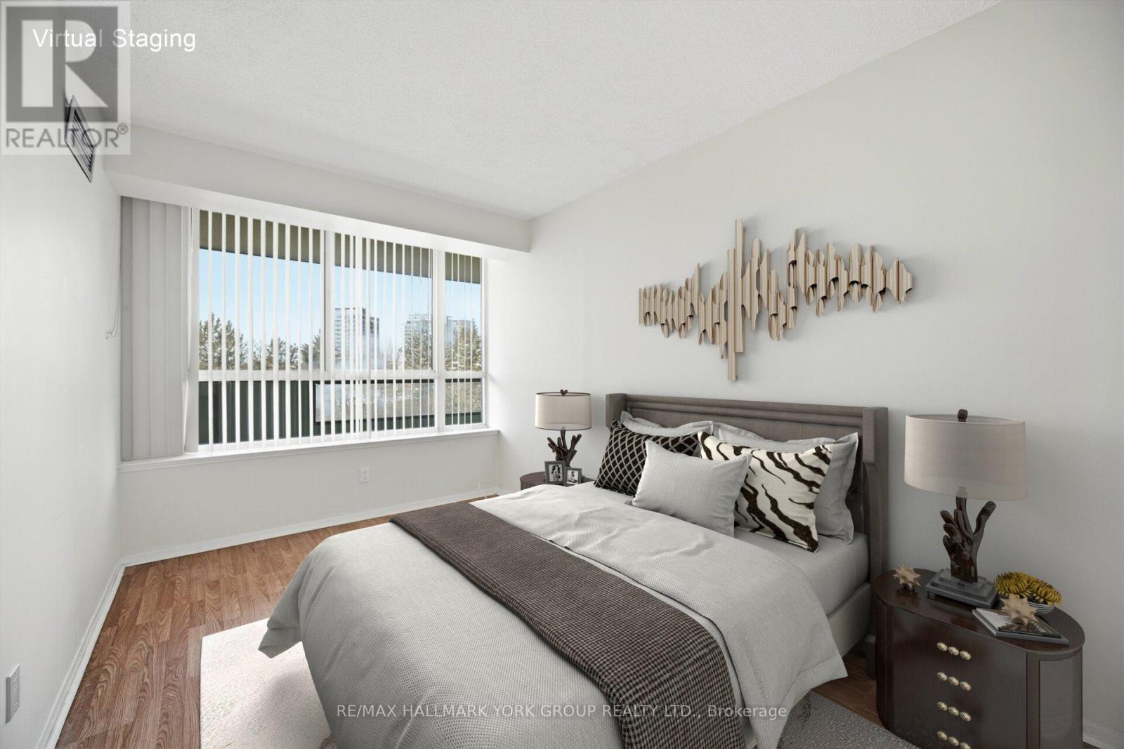 406 - 100 Observatory Lane, Richmond Hill, ON - Indoor Photo Showing Bedroom