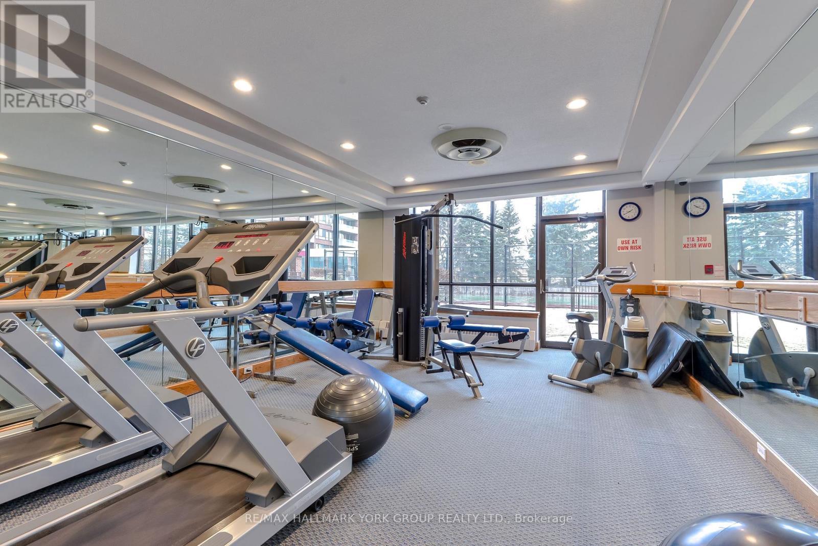 406 - 100 Observatory Lane, Richmond Hill, ON - Indoor Photo Showing Gym Room