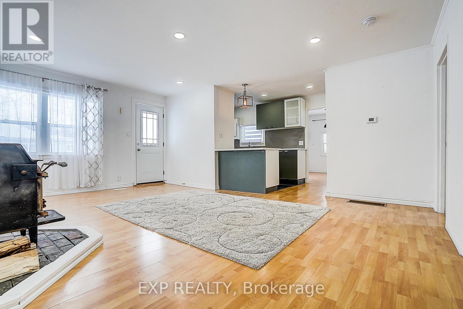 31 Ridge Avenue, Ramara, ON - Indoor