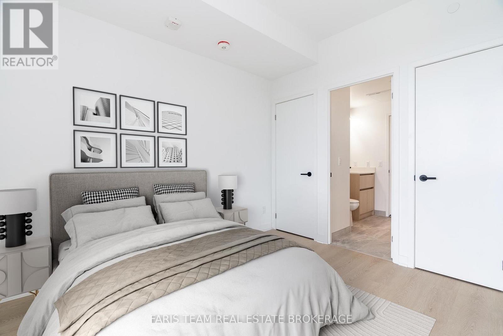 412 - 31 Huron Street, Collingwood, ON - Indoor Photo Showing Bedroom