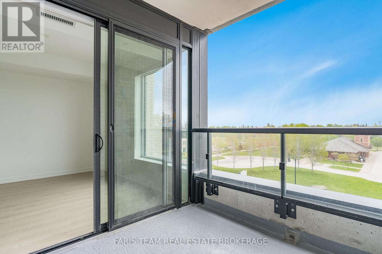 412 - 31 Huron Street, Collingwood, ON - Outdoor With Exterior