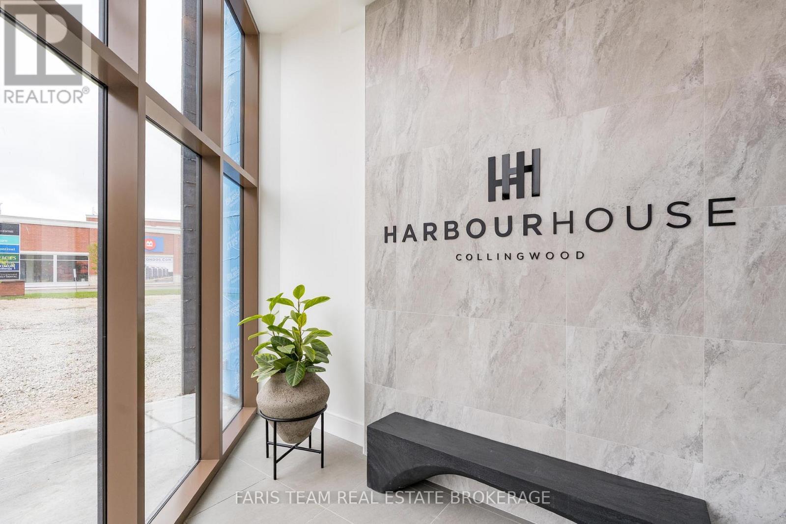 412 - 31 Huron Street, Collingwood, ON - Indoor Photo Showing Other Room