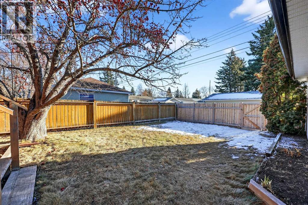 Sunny South Backyard - 5315 Valiant Drive Nw, Calgary, AB - Outdoor