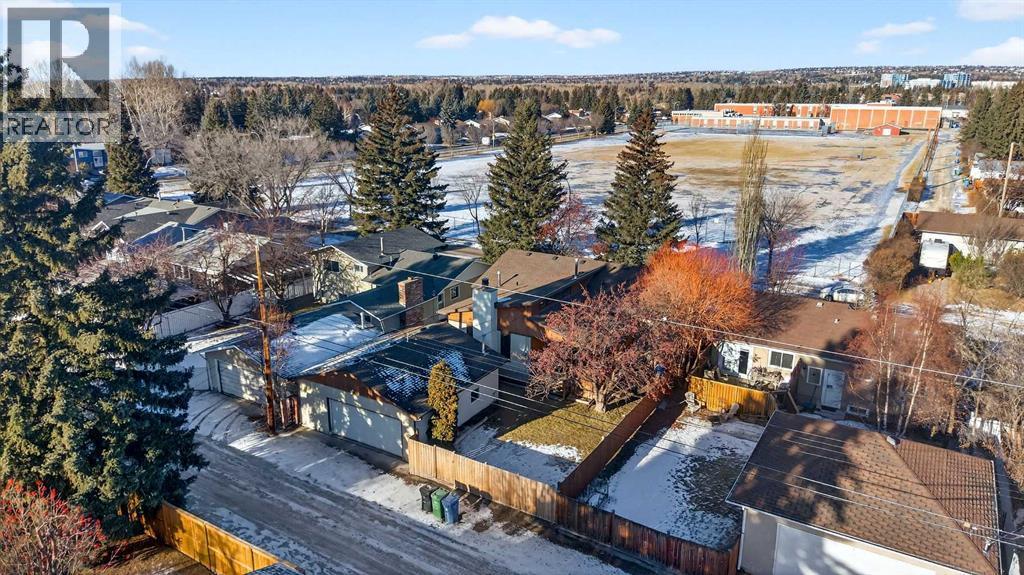 5315 Valiant Drive Nw, Calgary, AB - Outdoor