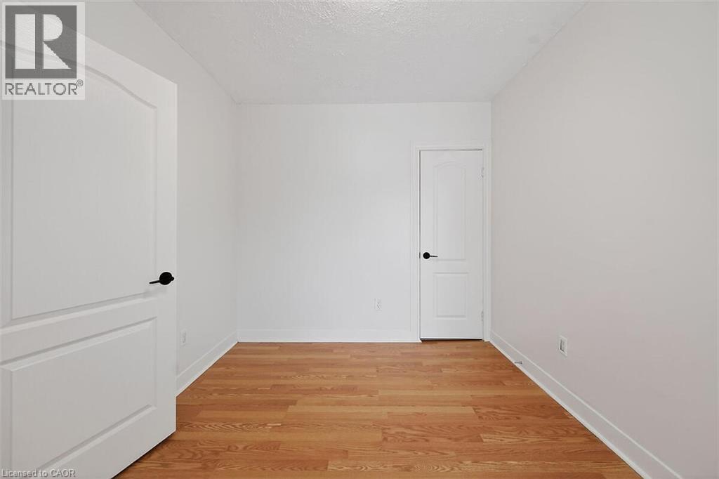 Bedroom - 77 Barton Street E Unit# 2, Hamilton, ON - Indoor Photo Showing Other Room