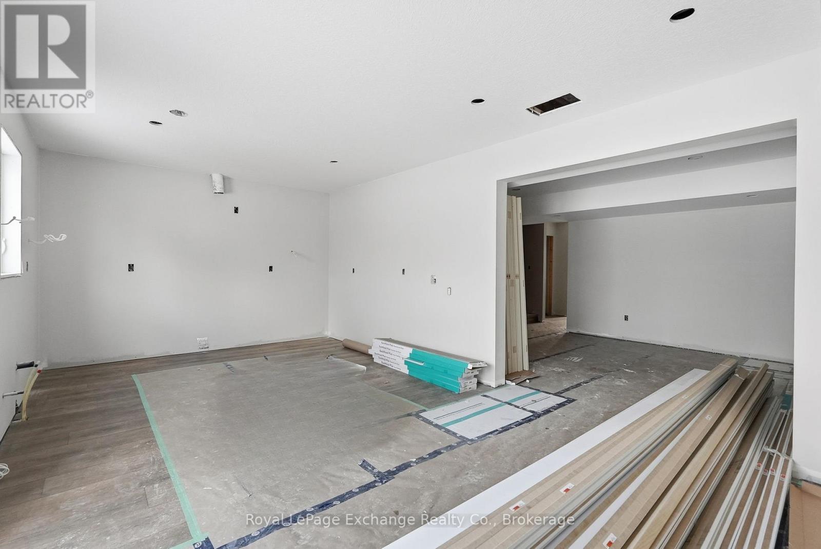 Unit 3 - 227 Bruce Street S, West Grey, ON - Indoor