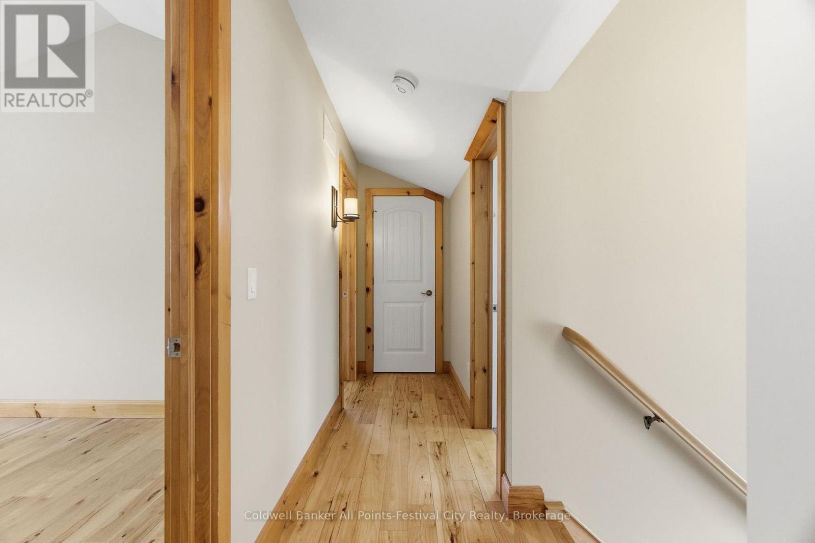 35 Jane Street, Bluewater (Bayfield), ON - Indoor Photo Showing Other Room