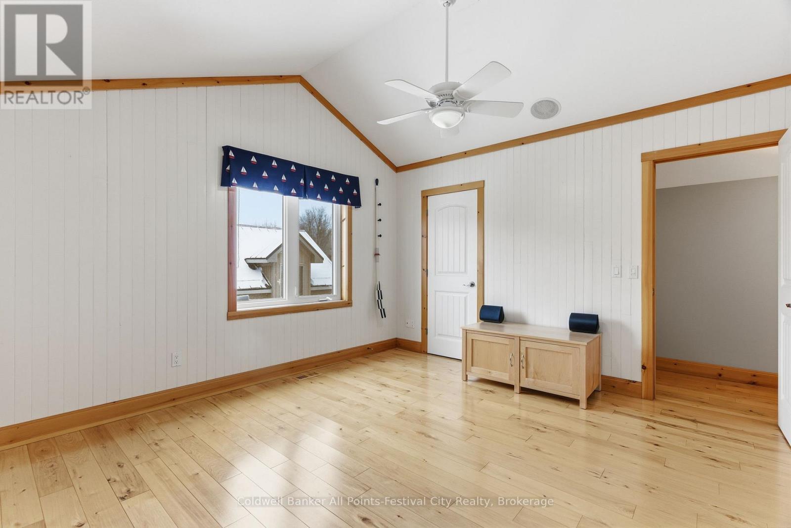 35 Jane Street, Bluewater (Bayfield), ON - Indoor Photo Showing Other Room
