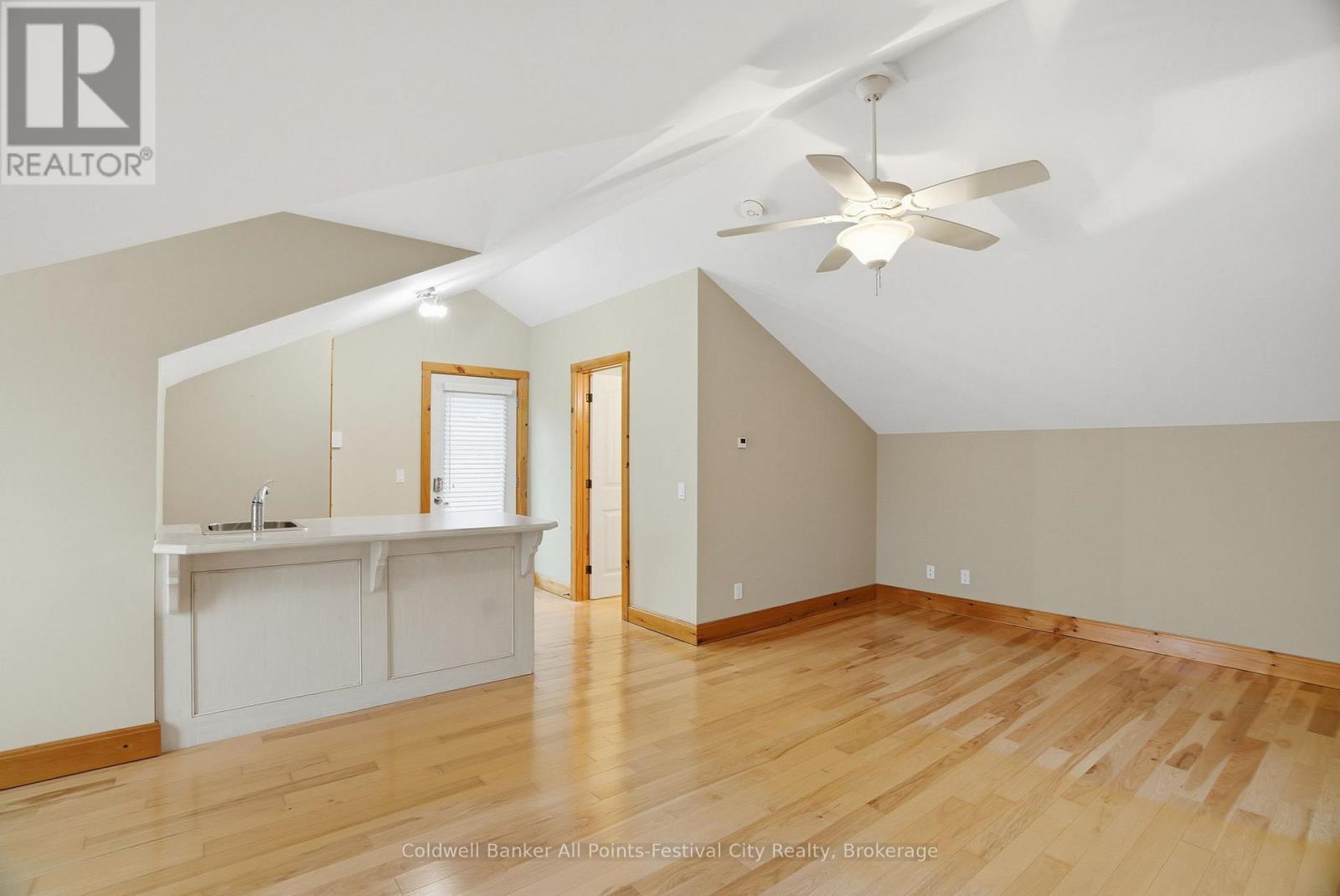 35 Jane Street, Bluewater (Bayfield), ON - Indoor Photo Showing Other Room