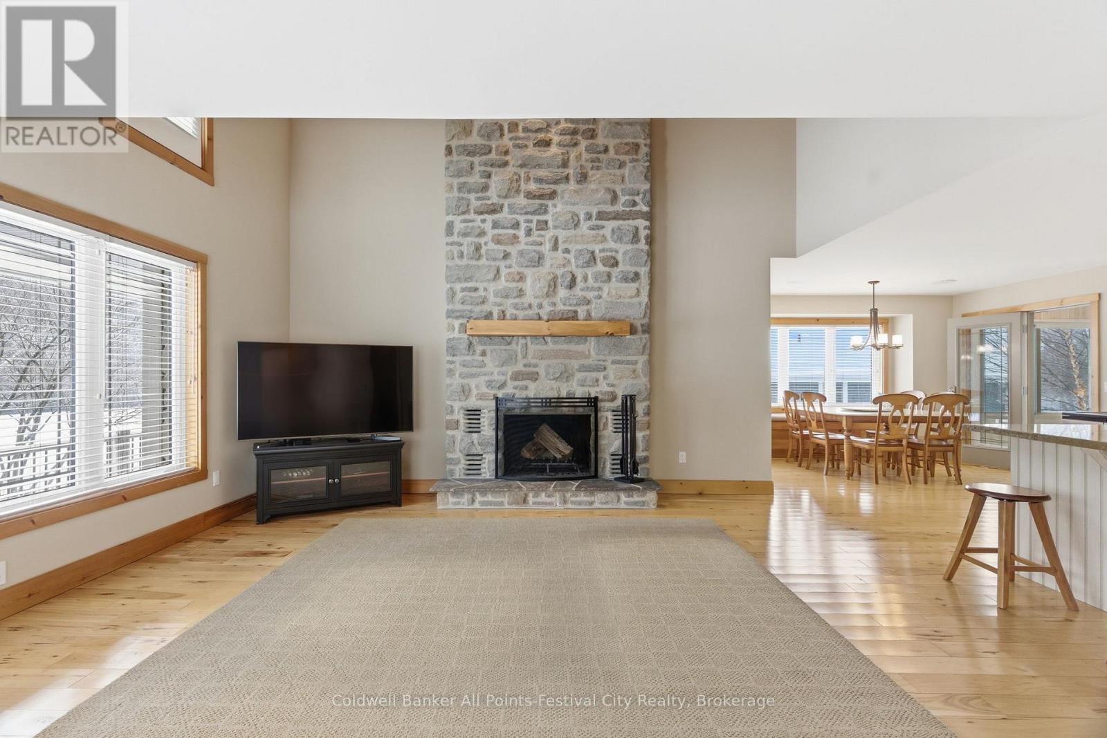 35 Jane Street, Bluewater (Bayfield), ON - Indoor Photo Showing Living Room With Fireplace