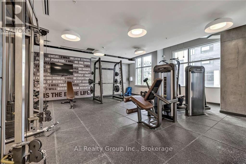 2918 - 105 Champagne Avenue S, Ottawa, ON - Indoor Photo Showing Gym Room