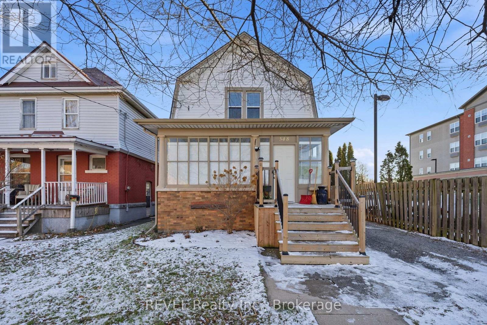 348 Hellems Avenue, Welland (Welland Downtown), ON - Outdoor With Deck Patio Veranda