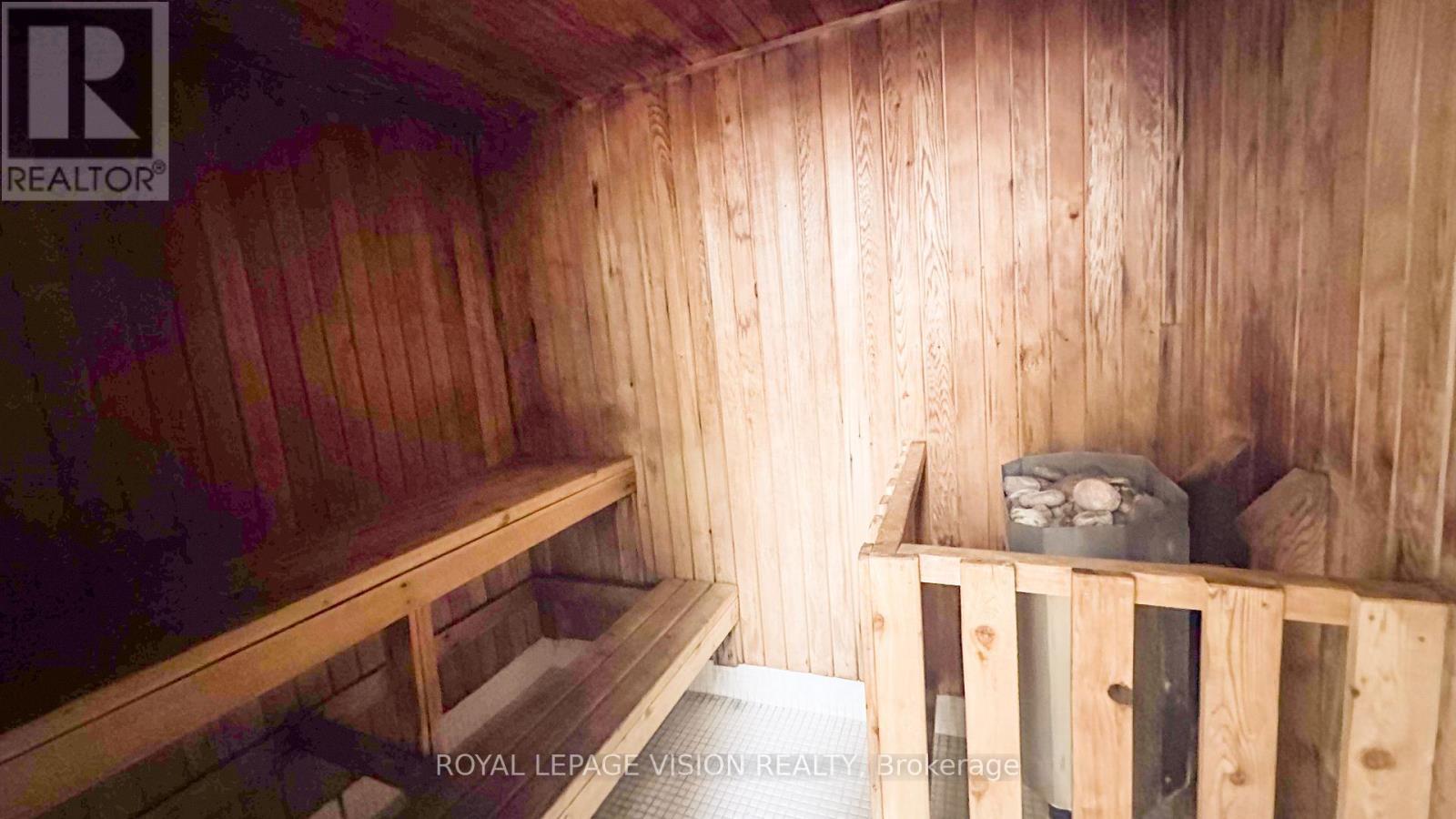 1501 - 75 Graydon Hall Drive, Toronto, ON - Indoor Photo Showing Other Room